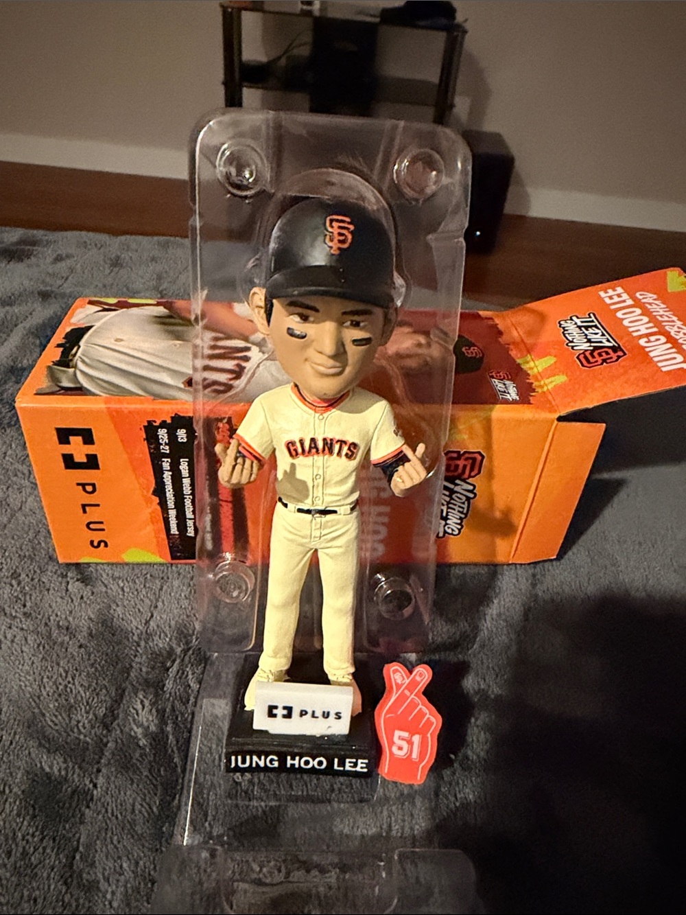 Jung Hoo Lee Bobblehead SF Giants 
New. Excellent condition 8/29/2026 SGA - Picture 7 of 7